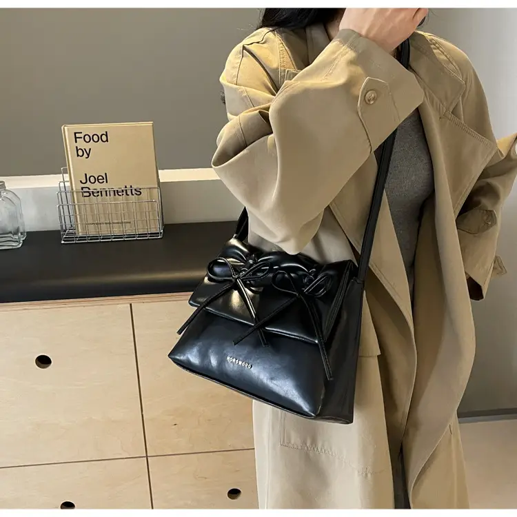 Women's New Western Style Shoulder Bag with Bow — feature 8