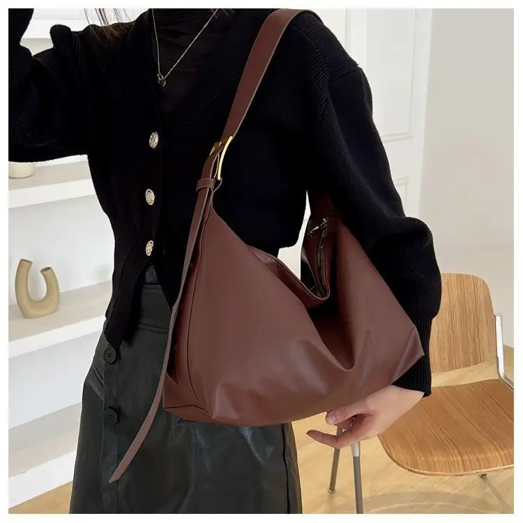 Women's Large Capacity Korean Style Shoulder Bag Brown — feature 15