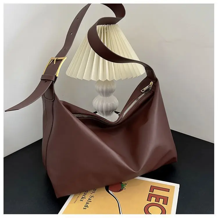 Women's Large Capacity Korean Style Shoulder Bag Brown — feature 26