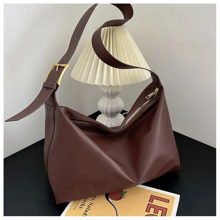 Women's Large Capacity Korean Style Shoulder Bag Brown — feature 27