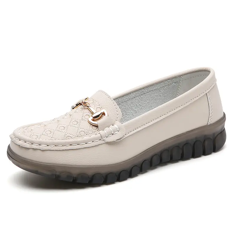 2024 spring new electric embroidered peas shoes middle-aged and elderly slip-on flat shoes casual plus size pregnant women's shoes - Image 8