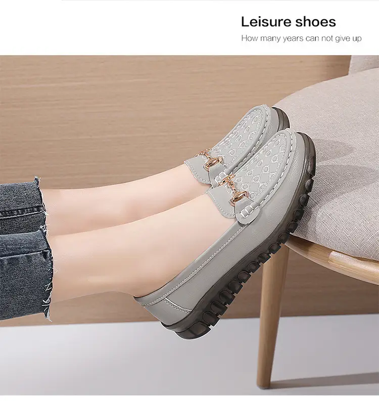 2024 spring new electric embroidered peas shoes middle-aged and elderly slip-on flat shoes casual plus size pregnant women's shoes — feature 17