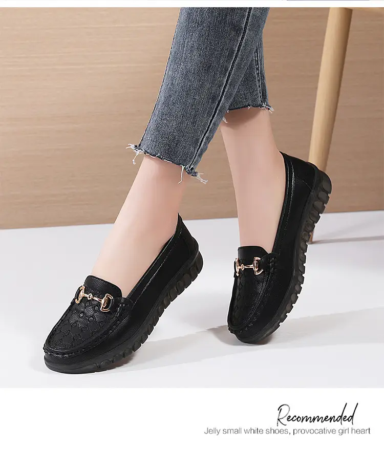 2024 spring new electric embroidered peas shoes middle-aged and elderly slip-on flat shoes casual plus size pregnant women's shoes — feature 19
