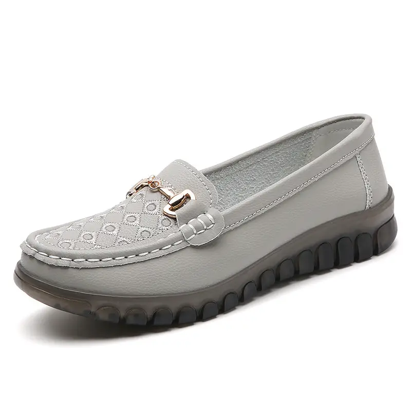 2024 spring new electric embroidered peas shoes middle-aged and elderly slip-on flat shoes casual plus size pregnant women's shoes - Image 2