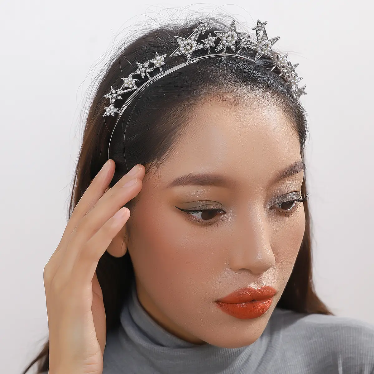 European Rhinestone Star Headband for Festive Parties — feature 9
