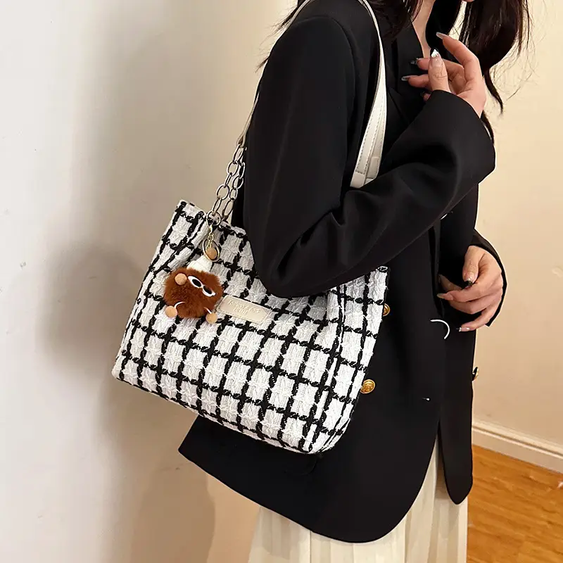 2024 Winter Plaid Shoulder Bag Women Woolen Tote - Image 4