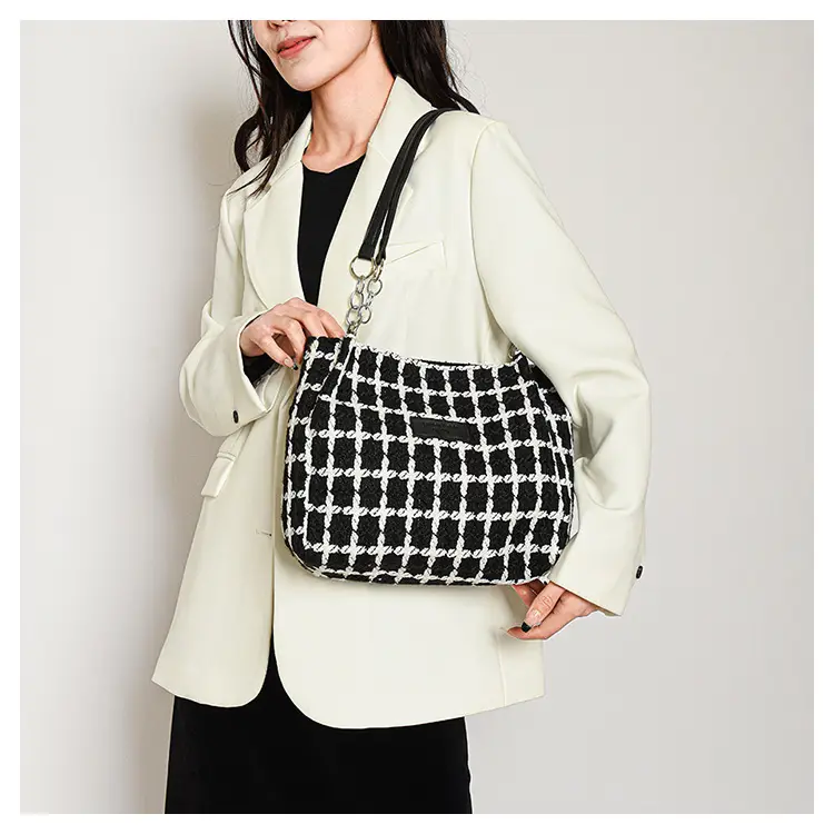 2024 Winter Plaid Shoulder Bag Women Woolen Tote — feature 12