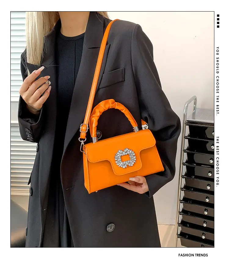 2024 New Guofeng Gem Handbag Women's Western Style — feature 1