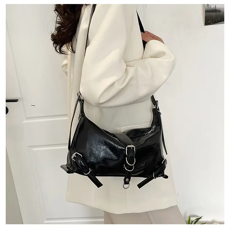 Silver PU Textured Shoulder Bag for Women 2024 Spring New Arrival - Image 8