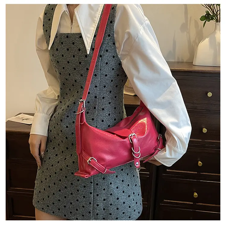 Silver PU Textured Shoulder Bag for Women 2024 Spring New Arrival — feature 23