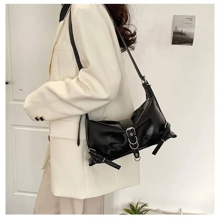 Silver PU Textured Shoulder Bag for Women 2024 Spring New Arrival — feature 25