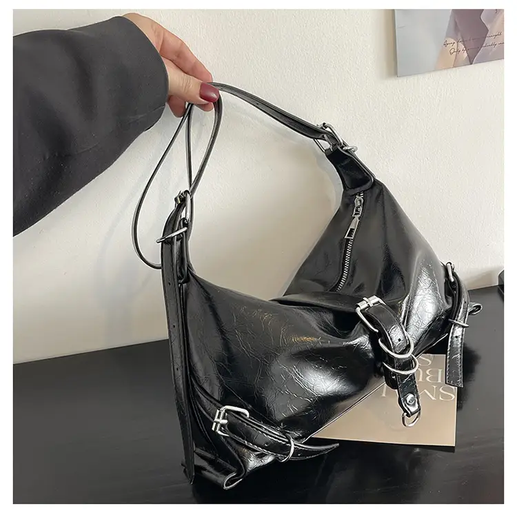 Silver PU Textured Shoulder Bag for Women 2024 Spring New Arrival — feature 32