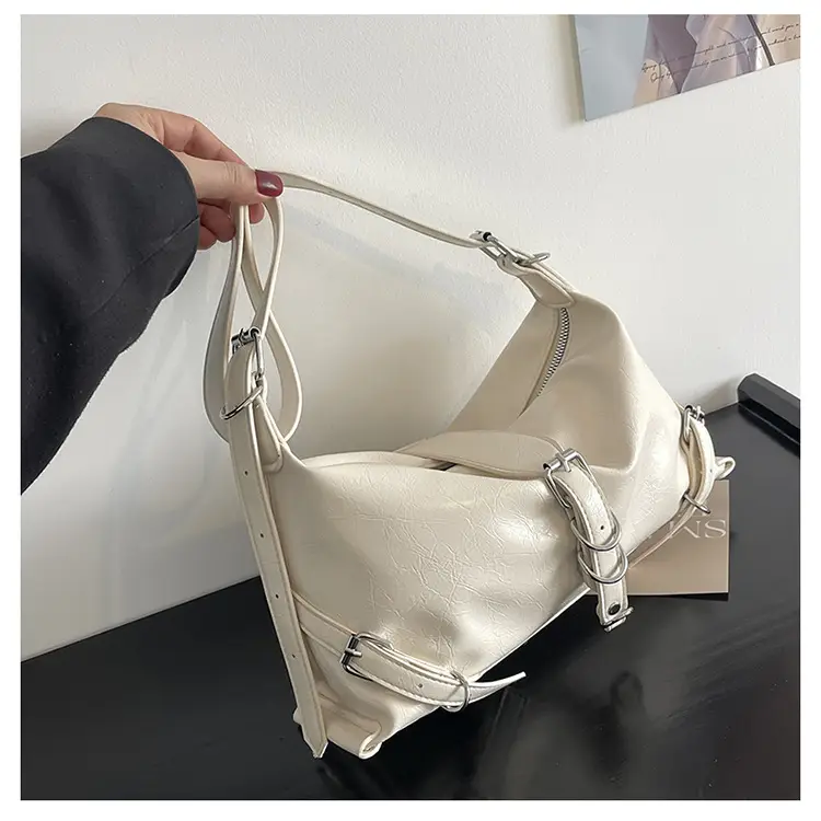 Silver PU Textured Shoulder Bag for Women 2024 Spring New Arrival — feature 33