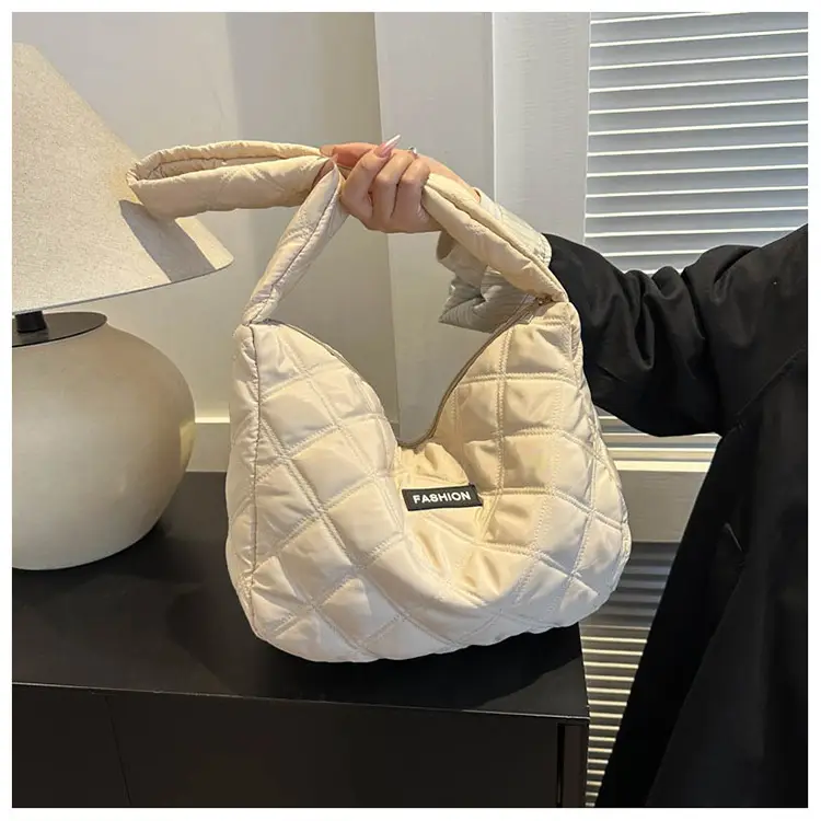 White Quilted Women's Shoulder Bag 2024 Winter — feature 18