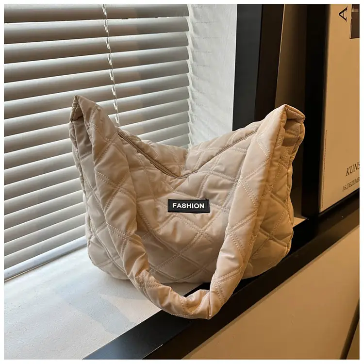 White Quilted Women's Shoulder Bag 2024 Winter — feature 34