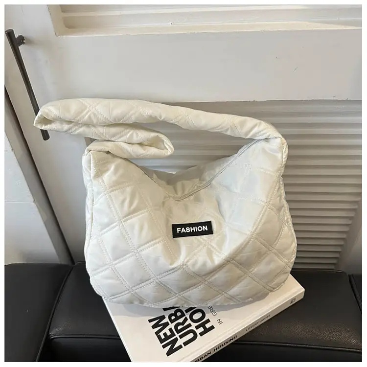 White Quilted Women's Shoulder Bag 2024 Winter — feature 42