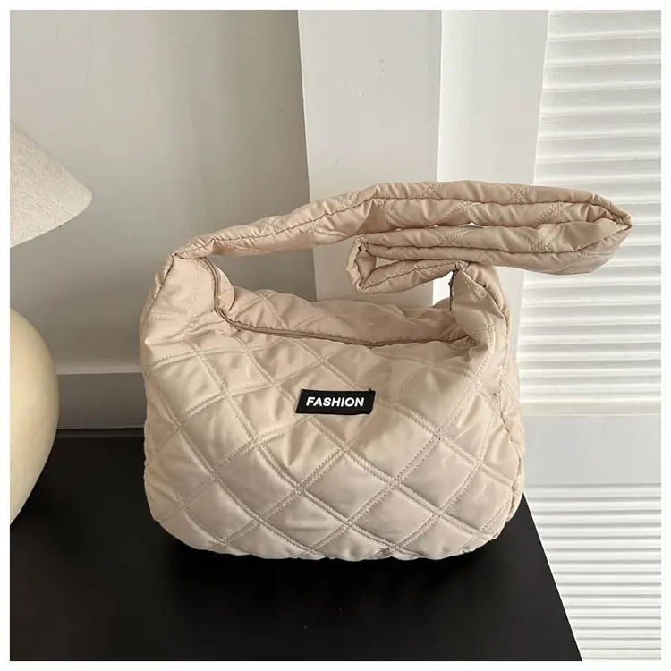 White Quilted Women's Shoulder Bag 2024 Winter — feature 50