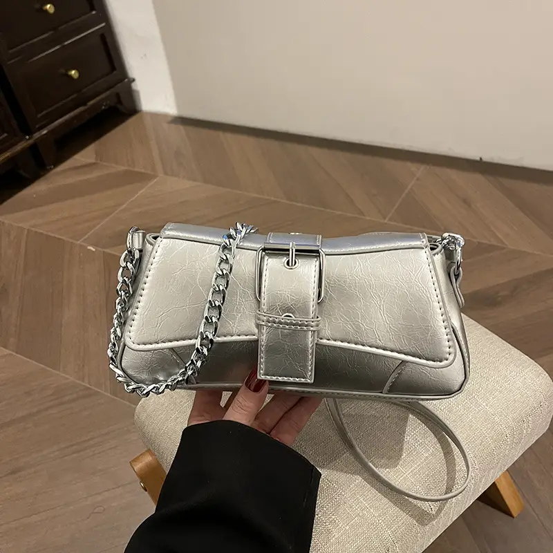 Women's Brown Leather Crossbody Bag with Chain Strap - Image 6