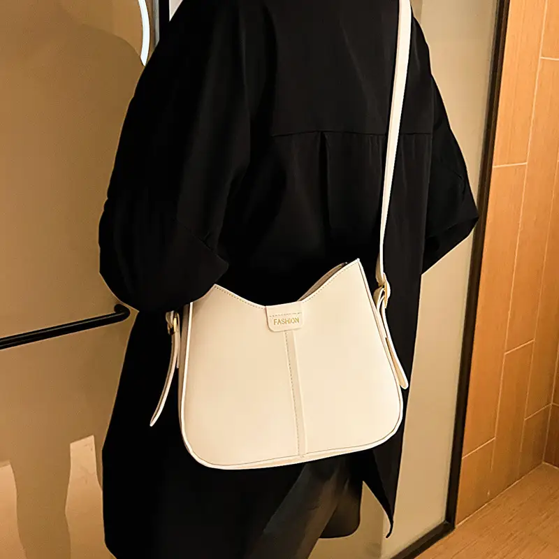Black Retro Shoulder Bag for Women 2023 Spring Fashion - Image 8
