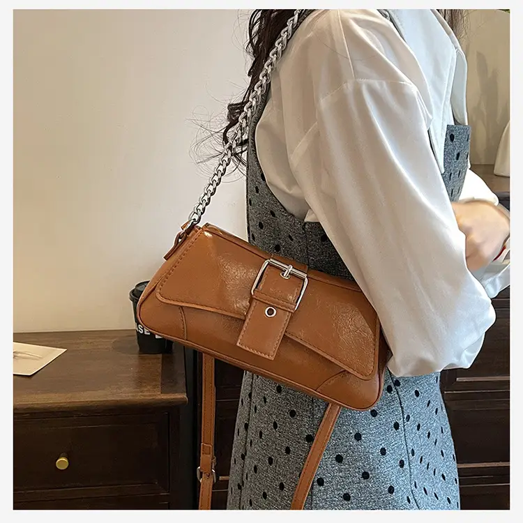 Women's White Chain Crossbody Bag with Chain Strap — feature 24