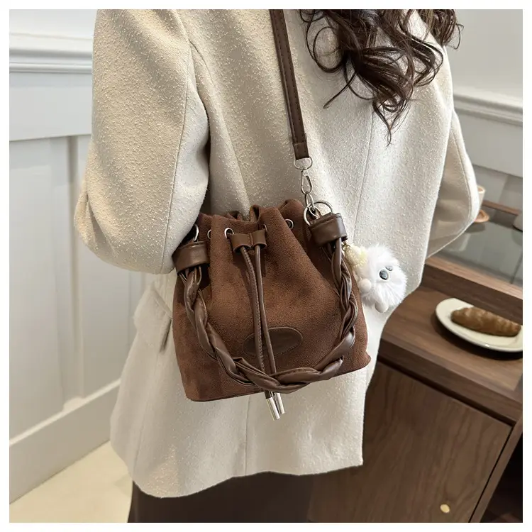 Pink Korean Style Drawstring Shoulder Bag 2024 — feature 9