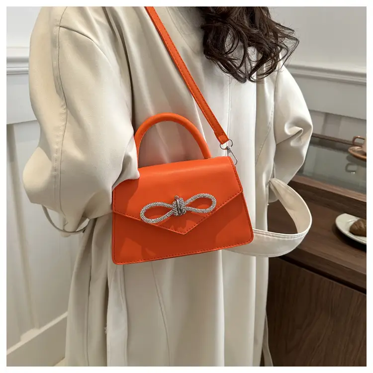 Women's Stylish Heart Bag 2024 Spring New Arrival — feature 10