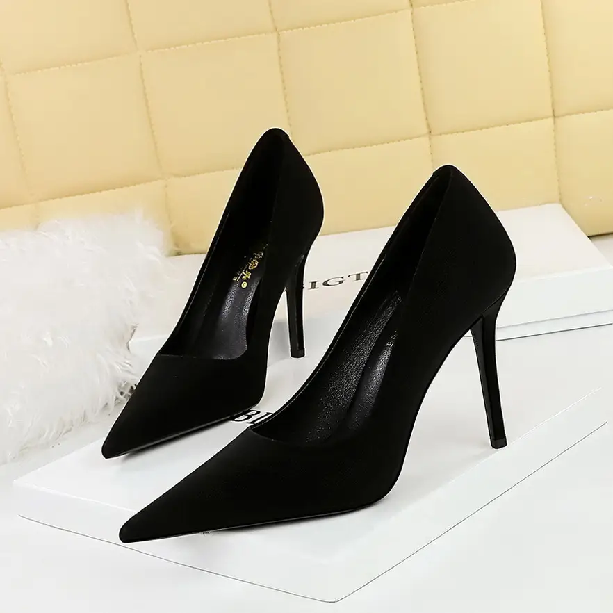 Green Velvet Pointed Heel Women's Shoes