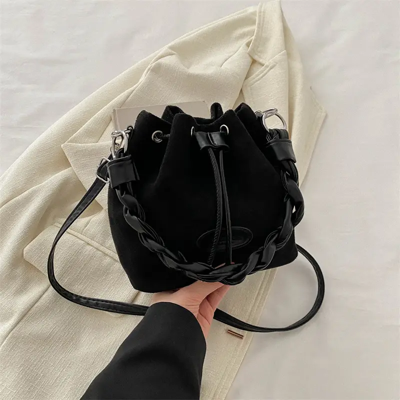Women's Matte Bucket Bag Black 2026