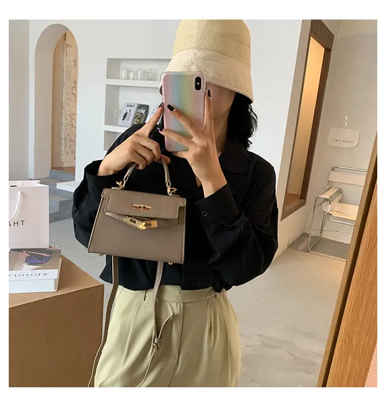 Black Leather Shoulder Crossbody Bag for Women 2024 — feature 15