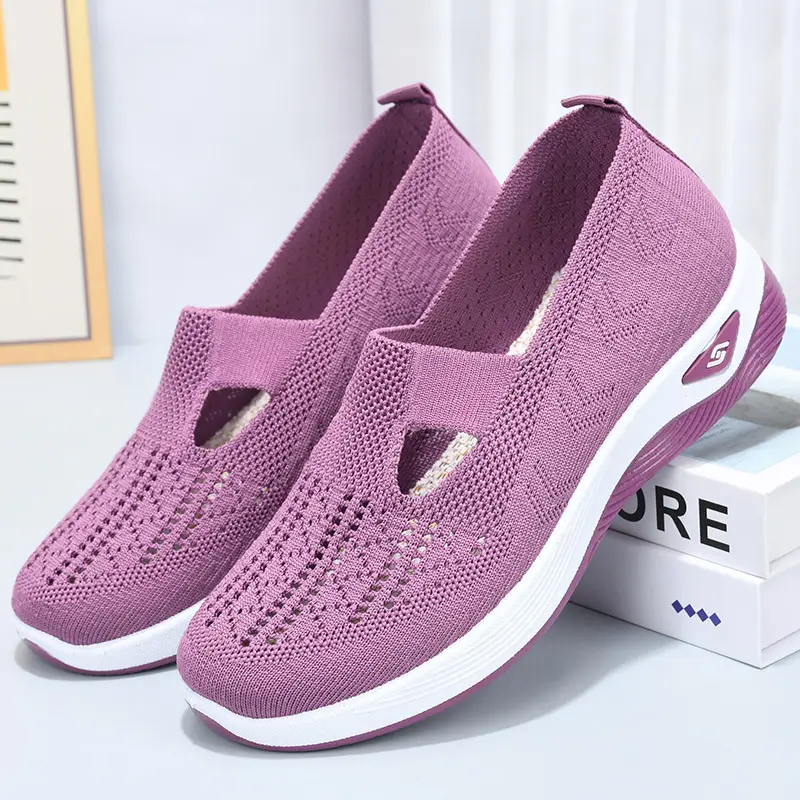 Cloth Shoes for Mothers, Sandals with Non-Slip Soft Soles, Elderly Women's Shoes, Versatile Walking Shoes for Seniors, Comfortable and Not Tiring on the Feet, Fly-Knit Fabric - Image 3