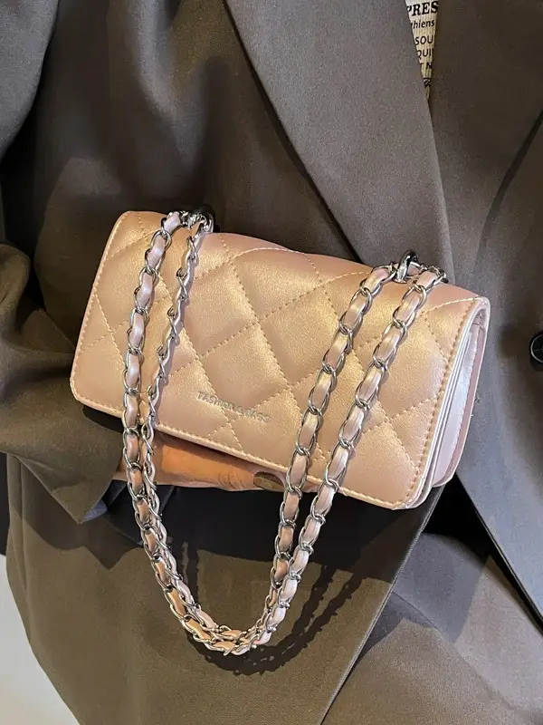 White Quilted Chain Shoulder Bag for Women - Image 4