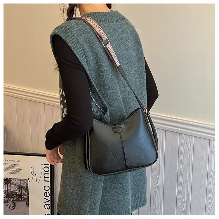 Women's Retro Brown Shoulder Bag with Wide Strap — feature 10