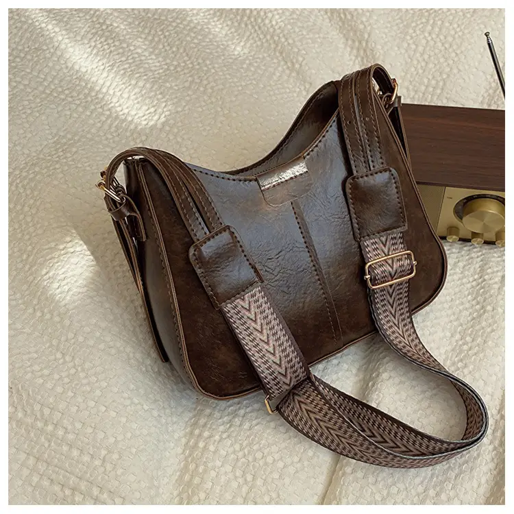 Women's Retro Brown Shoulder Bag with Wide Strap - Image 3