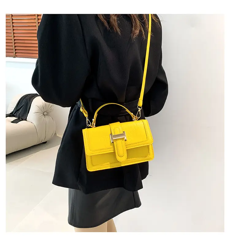 Pink Croc Leather Shoulder Bag for Women 2024 — feature 27