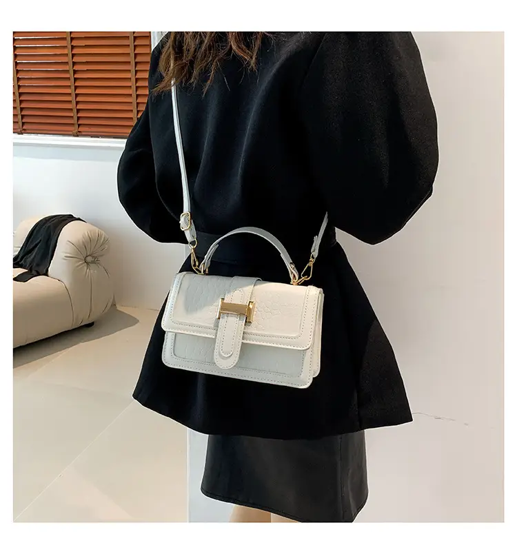 Pink Croc Leather Shoulder Bag for Women 2024 — feature 31