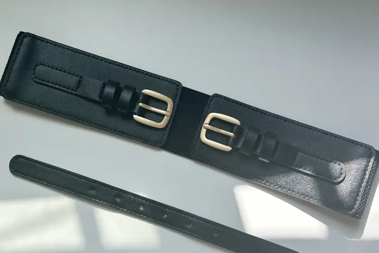 Black Elastic Waist Belt with Gold Buckle for Women — feature 5