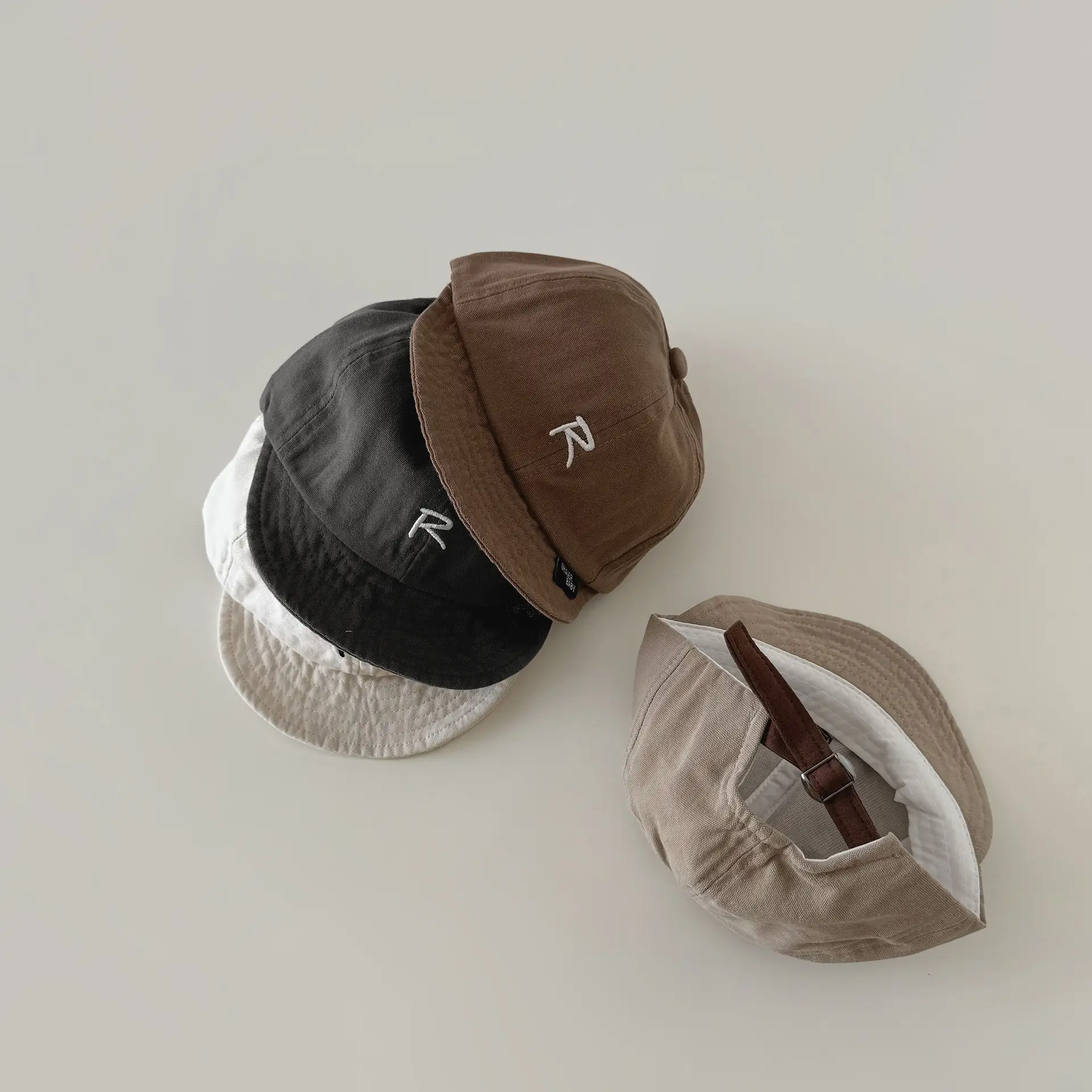 Yipan Baby Hat White 2025 Summer R Letter Ins - Image 8