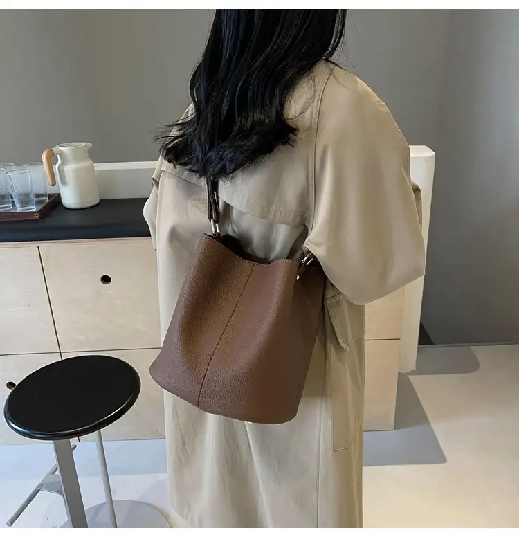 Women Retro Western Shoulder Bag Brown 2024 — feature 14
