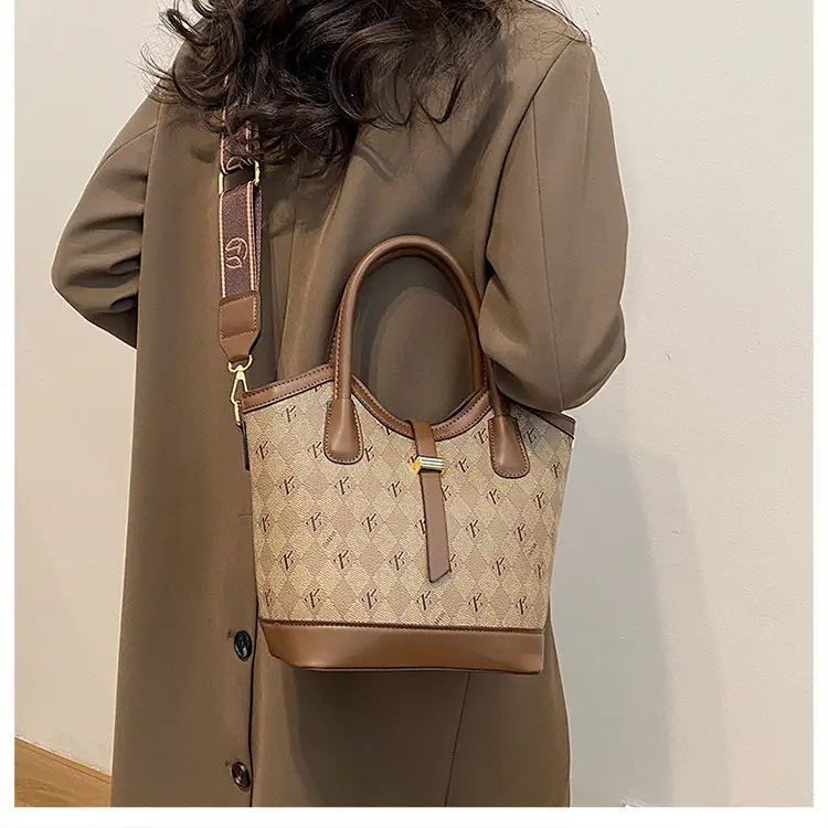 Women's Printed Leather Shoulder Bag Brown — feature 16