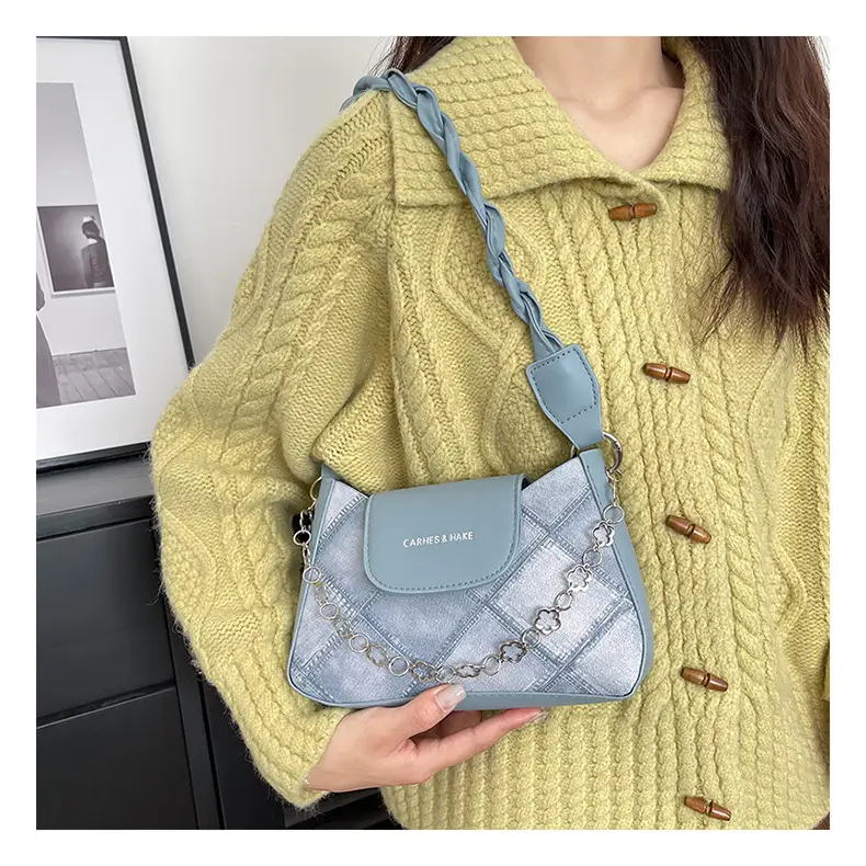 2024 Women's Grey Quilted Shoulder Bag with Chain Strap — feature 12