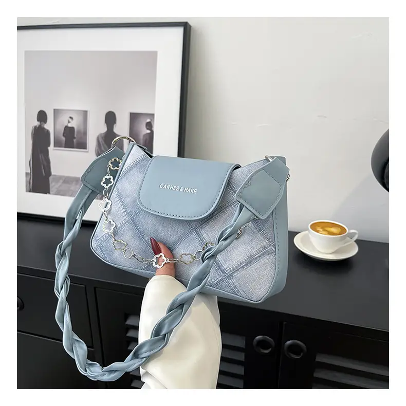 2024 Women's Grey Quilted Shoulder Bag with Chain Strap — feature 20