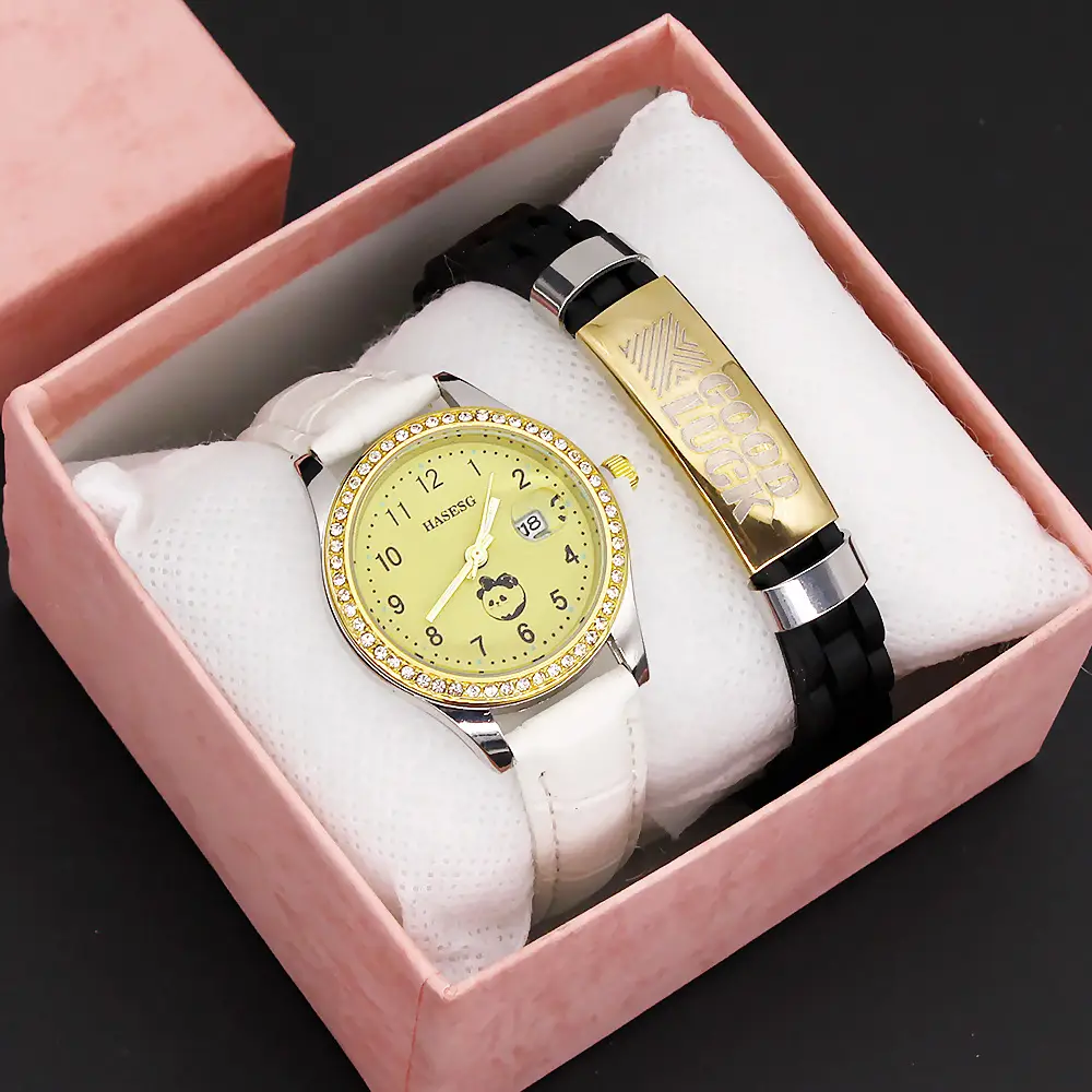 Women's Digital Luminous Quartz Watch with Gold Bracelet — feature 13