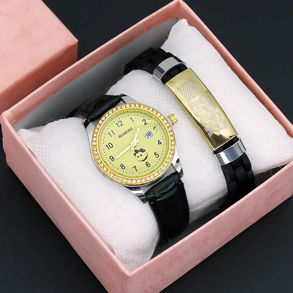 Women's Digital Luminous Quartz Watch with Gold Bracelet — feature 17