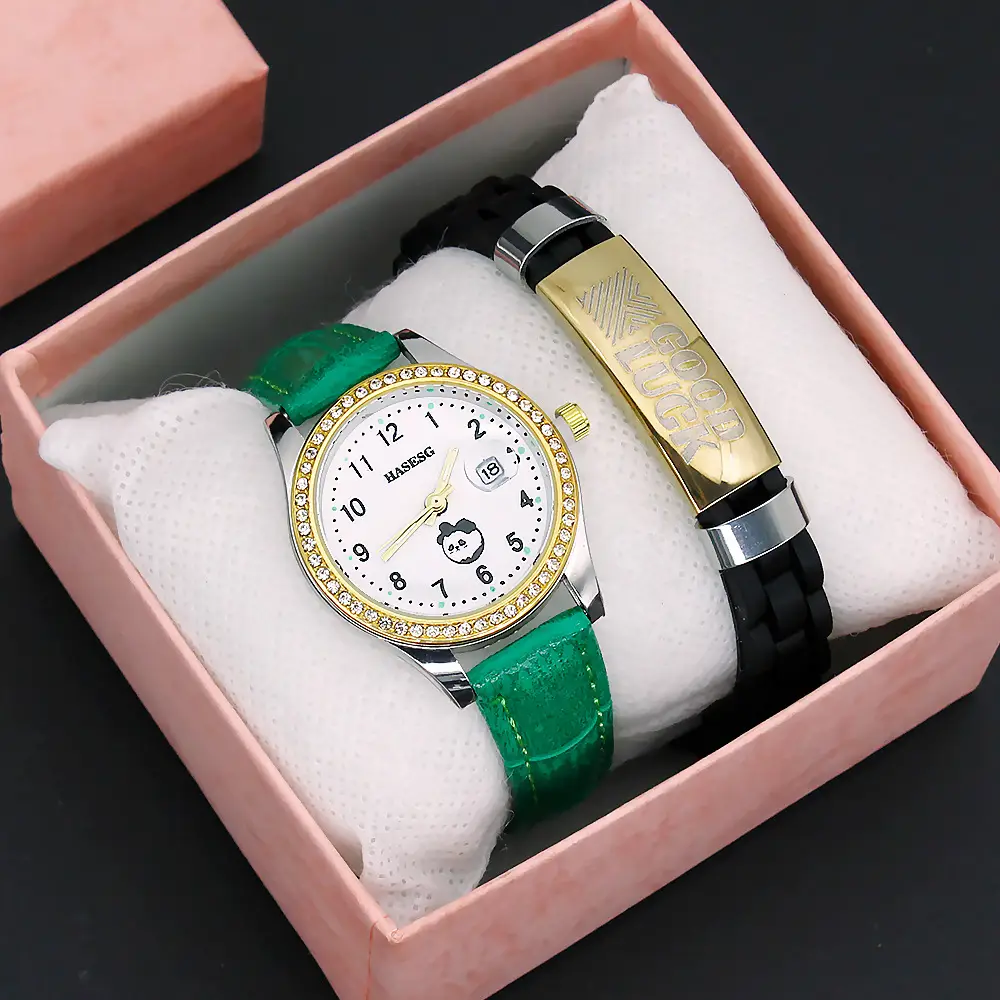 Women's Digital Luminous Quartz Watch with Gold Bracelet — feature 7