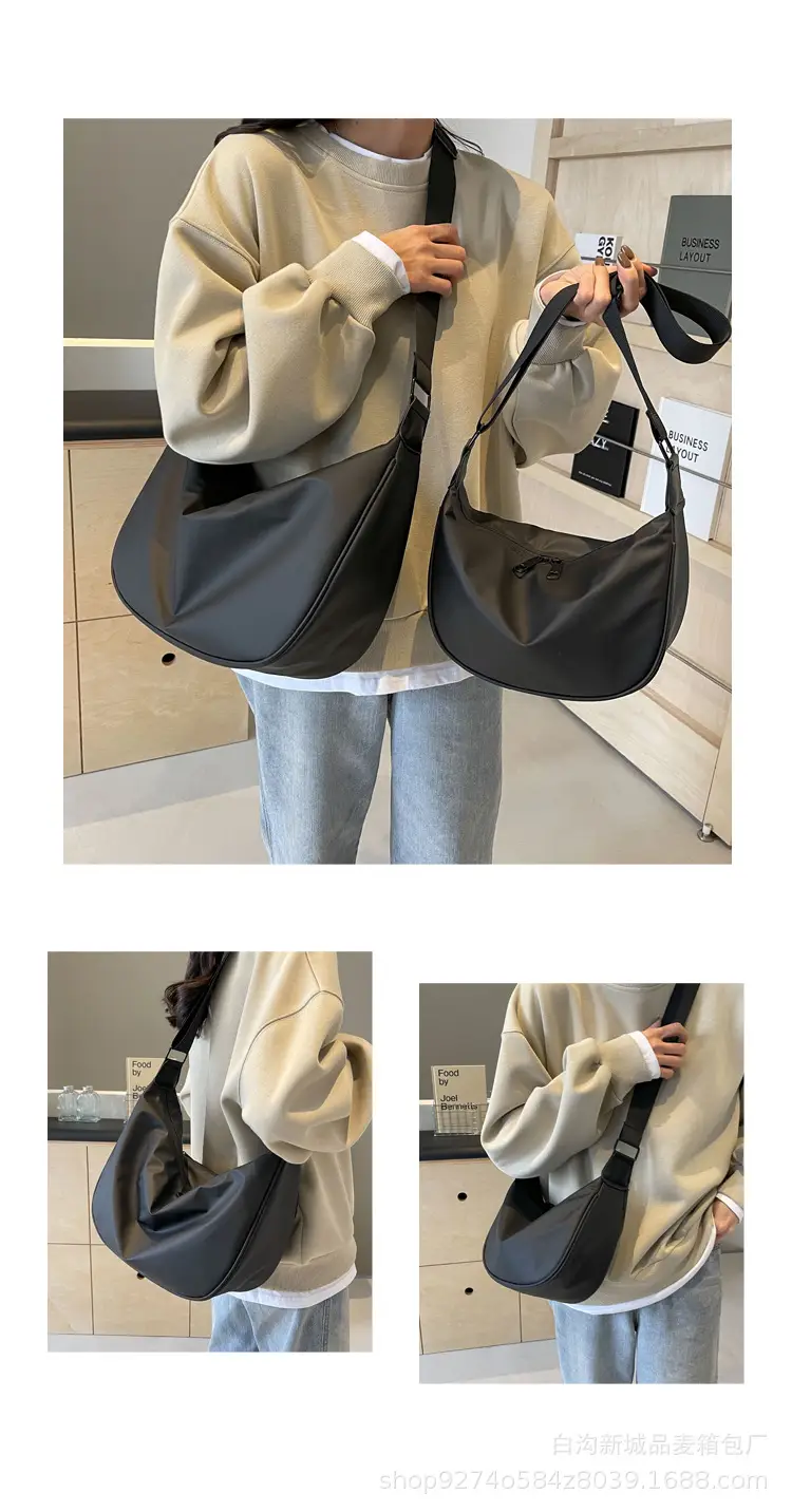 Women's Black Oxford Cloth Shoulder Bag 2026 — feature 10