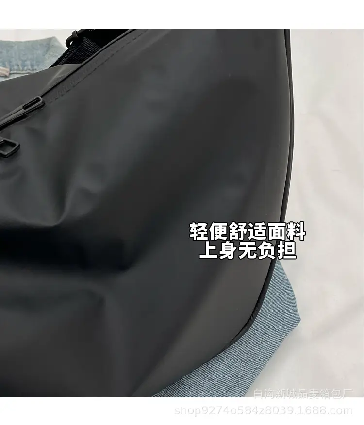 Women's Black Oxford Cloth Shoulder Bag 2026 — feature 6