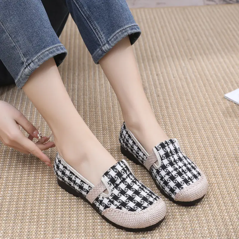 Women's Shoes Spring New Old Beijing Cloth Shoes Women's Single Shoes Breathable Cotton and Linen Cloth Shoes Slip-on Lazy Casual Fisherman Shoes - Image 7