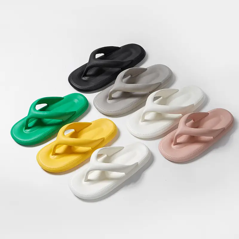 2024 New flip flops men's summer thick bottom new high-grade men's slippers couple fashion sandals