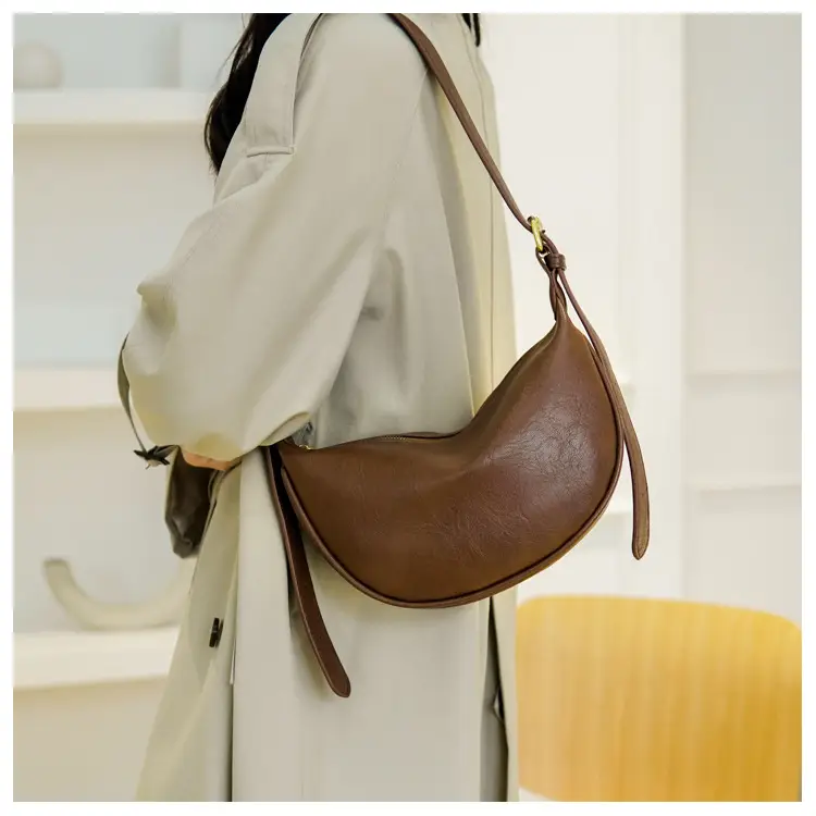 Women's Brown Leather Crossbody Bag with Adjustable Strap — feature 15