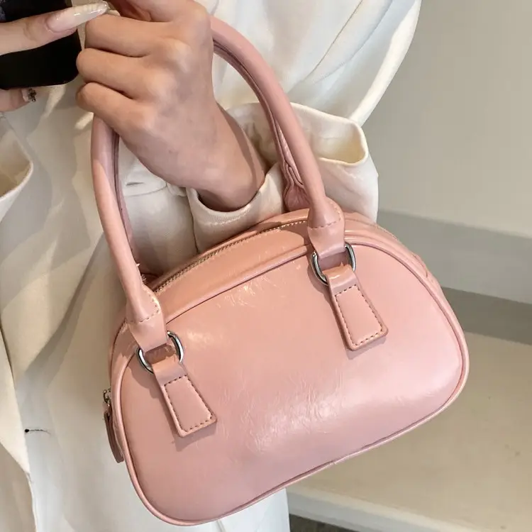 Korean Style Black Shoulder Messenger Bag for Women - Image 6
